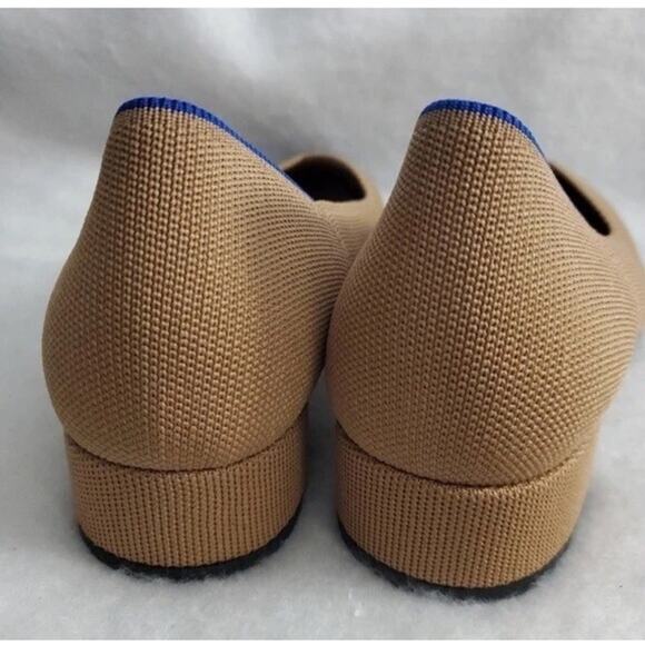 Rothys Size 8.5 The High Point Heels Wren Captoe Camel Black Colorblock Pumps - Picture 3 of 12